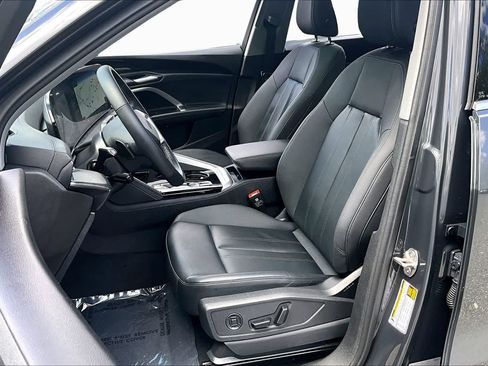 Used 2025 Audi Q5 Premium Plus w/ Premium Plus AWD/4WD image 8