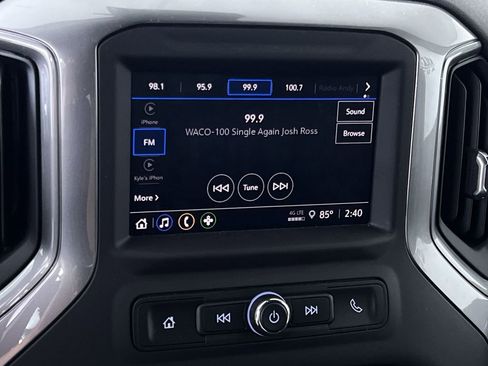 Used 2024 Chevrolet Silverado 1500 Custom image 18