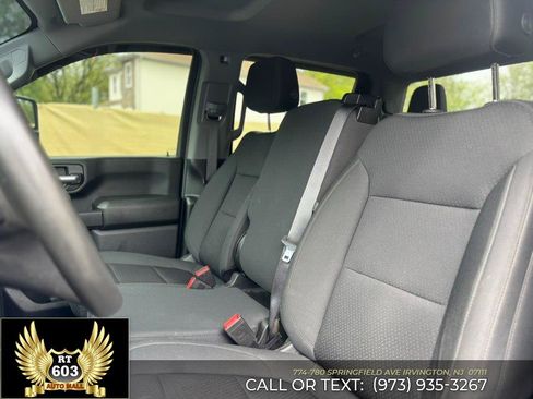 Used 2023 GMC Sierra 3500 Pro w/ Gooseneck/5TH Wheel Package AWD/4WD image 12