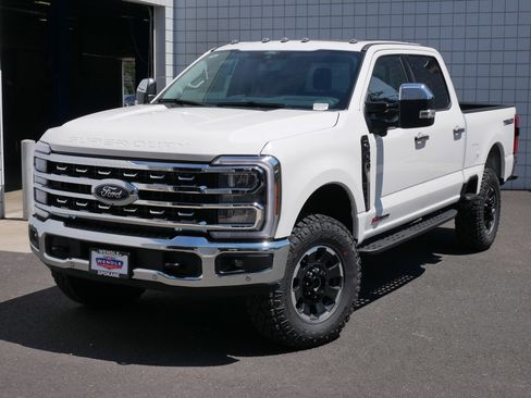 New 2025 Ford F350 Lariat w/ Lariat Ultimate Package image 2