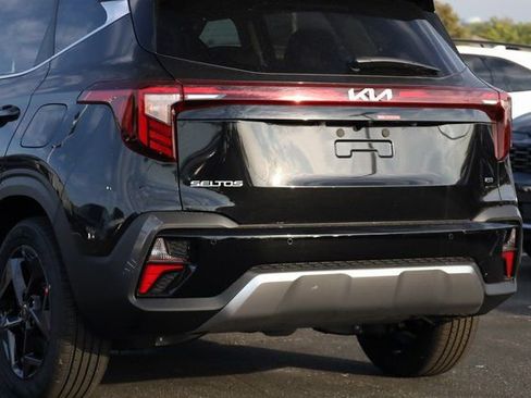 New 2026 Kia Seltos EX w/ EX Sunroof Package AWD/4WD image 8