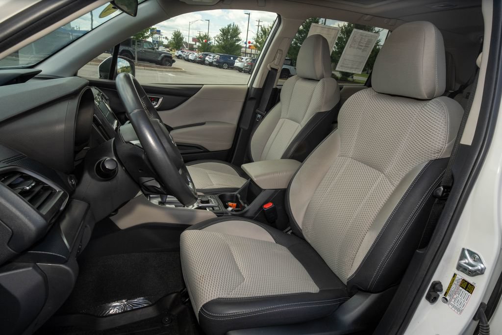 Used 2024 Subaru Forester Premium AWD/4WD image 11
