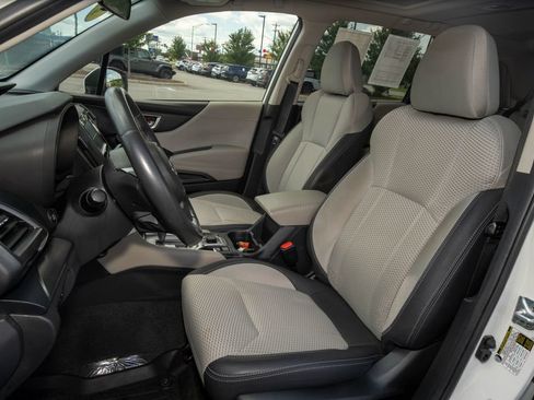 Used 2024 Subaru Forester Premium AWD/4WD image 11