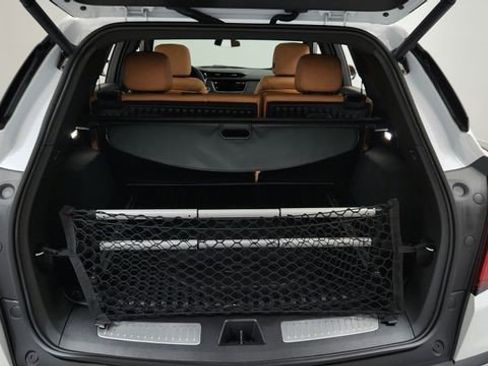 Certified 2025 Cadillac XT5 Premium Luxury w/ LPO, Floor Liner Package AWD/4WD image 24