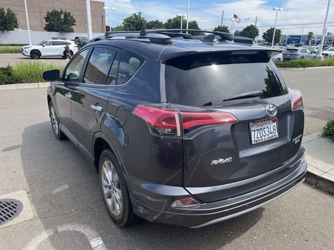 Used 2017 Toyota RAV4 Platinum AWD/4WD image 7