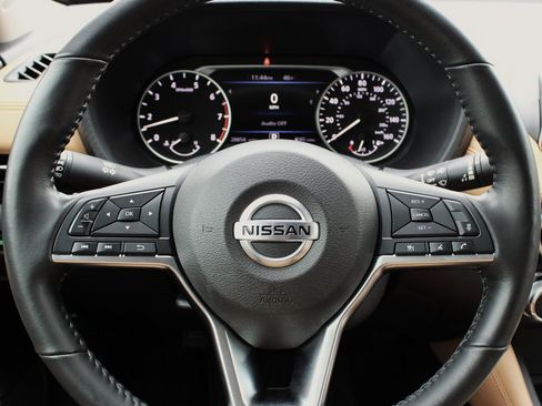 Certified 2023 Nissan Sentra SV w/ SV Premium Package image 29