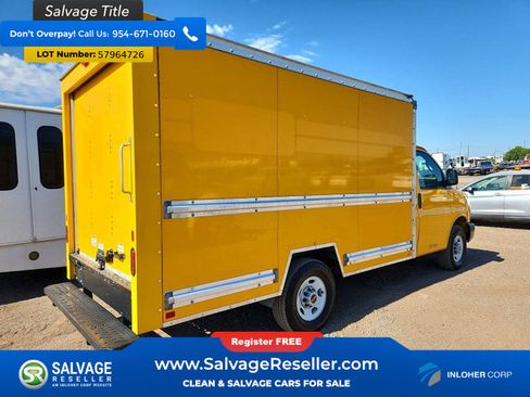 Used 2023 GMC Savana 3500 w/ Power Convenience Package RWD image 4