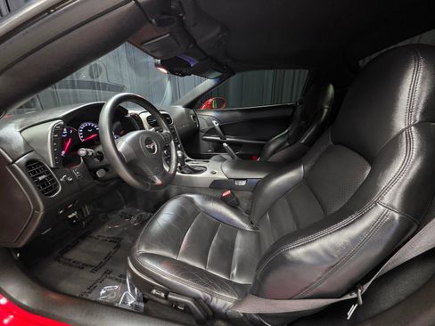 Used 2007 Chevrolet Corvette Convertible w/ Preferred Equipment Group RWD image 19