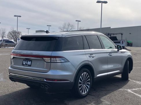 Used 2023 Lincoln Aviator Reserve AWD/4WD image 31