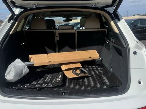 Used 2023 Audi Q5 2.0T Premium Plus w/ Premium Plus Package image 7