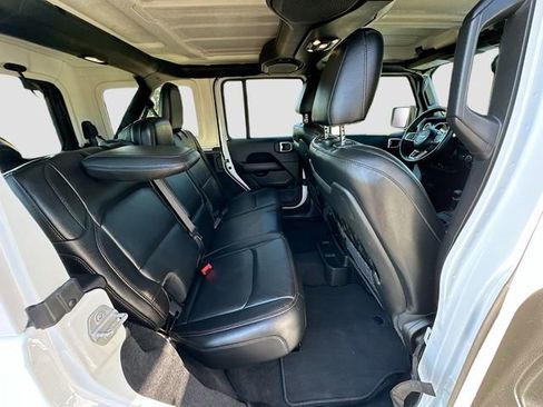 Certified 2022 Jeep Wrangler Unlimited Rubicon w/ Trailer Tow Package image 27