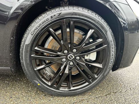 Certified 2024 Volvo S60 T8 Ultimate image 8