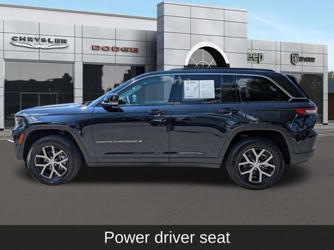 Used 2024 Jeep Grand Cherokee Limited w/ Luxury Tech Group II AWD/4WD image 7