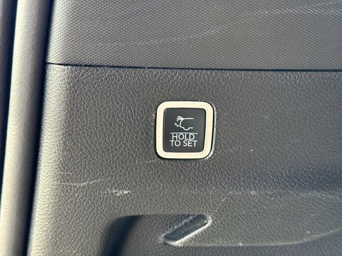 Used 2024 Jeep Grand Wagoneer L Series III image 14