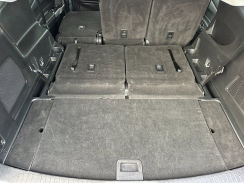 Used 2024 Ford Explorer Limited image 15