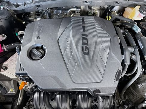 Used 2025 Hyundai Santa Cruz SE image 39