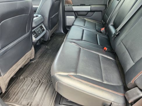 Used 2023 Ford F250 Lariat w/ Lariat Ultimate Package AWD/4WD image 29