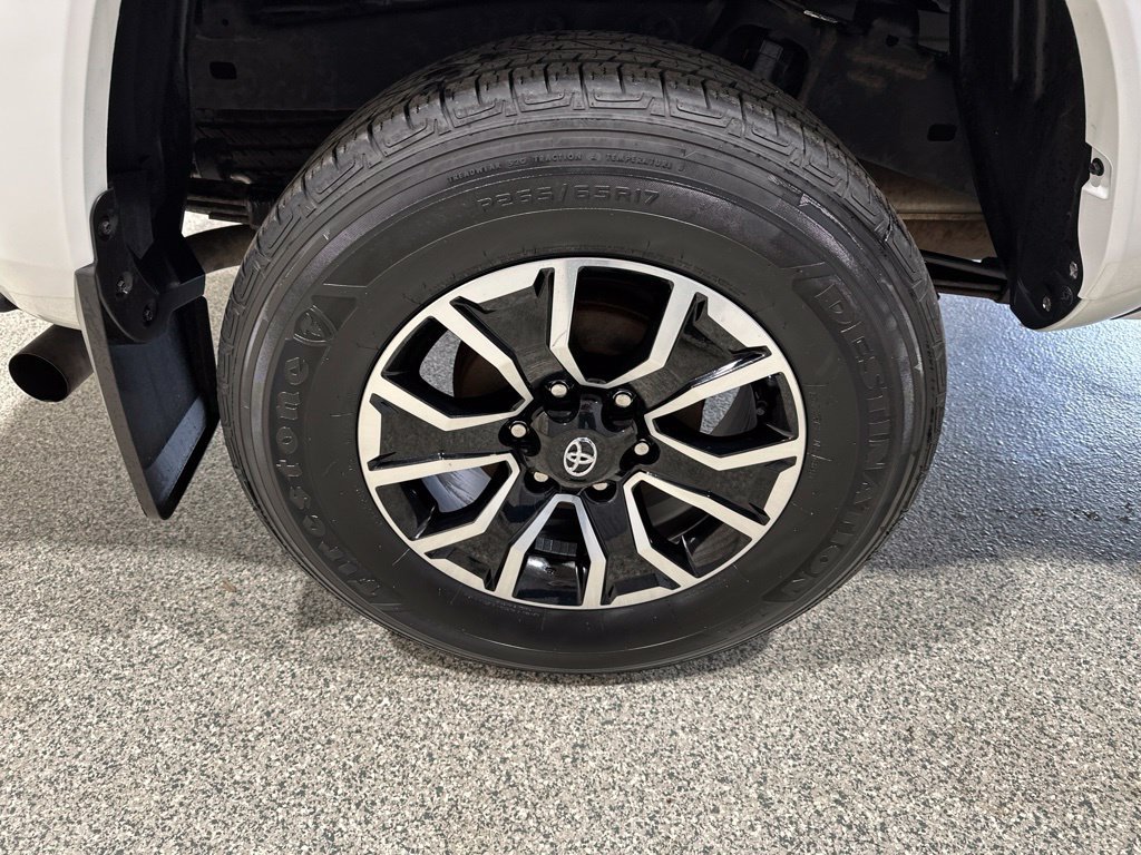 Certified 2023 Toyota Tacoma TRD Sport AWD/4WD image 21