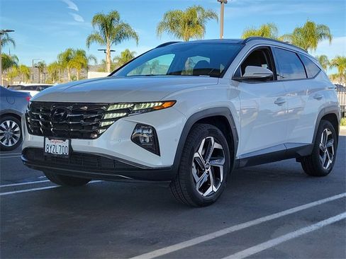 Certified 2022 Hyundai Tucson Limited w/ Cargo Package image 5