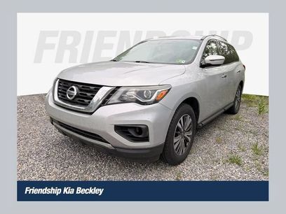 Used 2019 Nissan Pathfinder SV