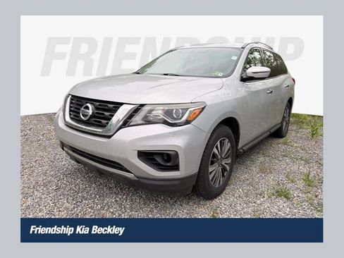 Used 2019 Nissan Pathfinder SV AWD/4WD image 1