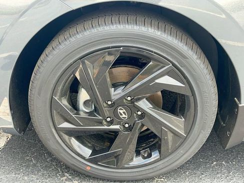 New 2026 Hyundai Elantra SEL Sport Premium FWD image 5
