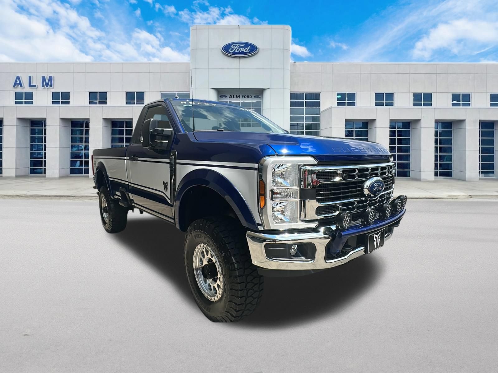 New 2026 Ford F250 XLT AWD/4WD image 4
