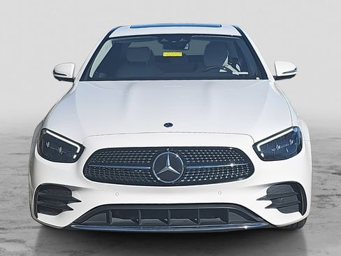 Certified 2022 Mercedes-Benz E 450 4MATIC Sedan image 2