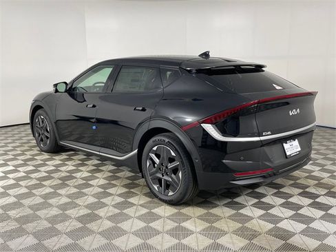 New 2025 Kia EV6 Light w/ Light LR Technology Package image 5