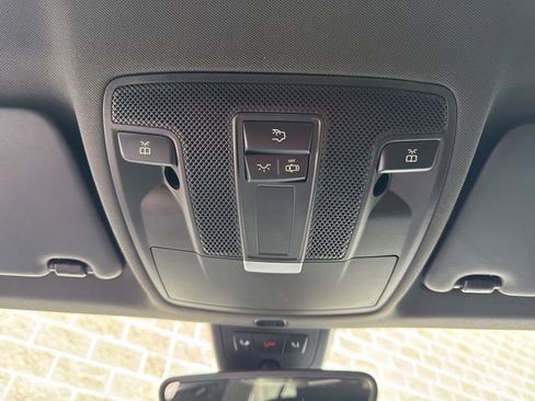 Used 2018 Mercedes-Benz GLA 250 4MATIC image 31