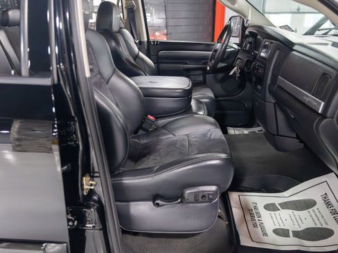 Used 2005 Dodge Ram 1500 Truck 4dr Quad Cab 140.5 WB image 35