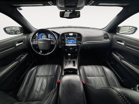 Used 2013 Chrysler 300 S image 13
