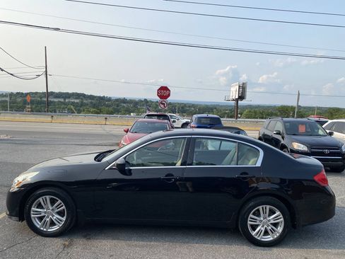 Used 2010 INFINITI G37 x Sedan w/ Premium Pkg AWD/4WD image 7