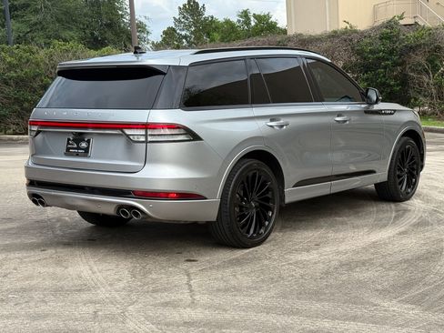 Used 2023 Lincoln Aviator Reserve w/ Equipment Group 201A image 9