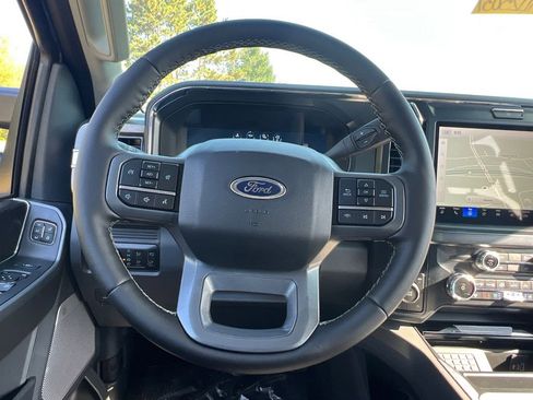 New 2025 Ford F350 Lariat w/ Black Appearance Package AWD/4WD image 10