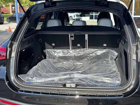 Certified 2025 Mercedes-Benz GLC 300 4MATIC image 6