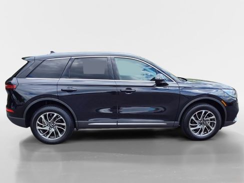 Used 2022 Lincoln Corsair AWD w/ Equipment Group 101A image 8