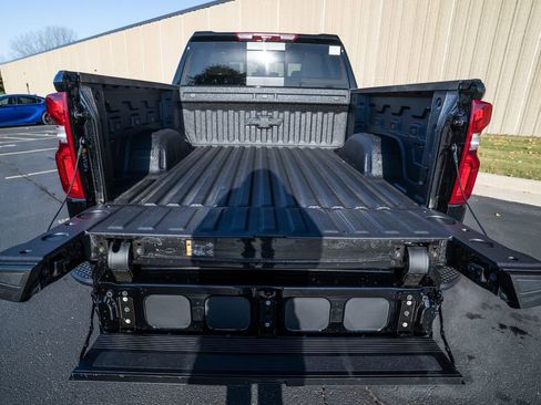 New 2026 Chevrolet Silverado 1500 ZR2 image 41