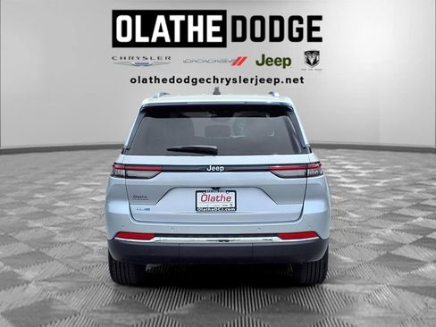 Used 2024 Jeep Grand Cherokee Limited 4xe AWD/4WD image 29