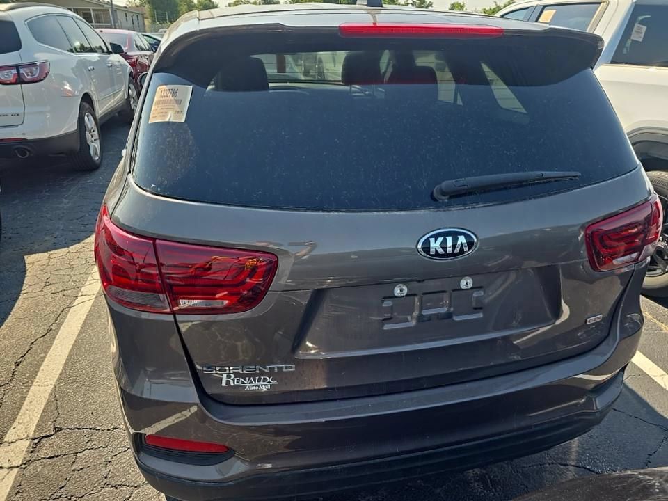 Used 2019 Kia Sorento FWD image 4