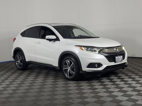 Used 2022 Honda HR-V EX image 2