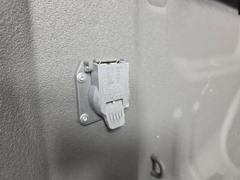 Used 2018 GMC Sierra 3500 Denali w/ Duramax Plus Package image 37