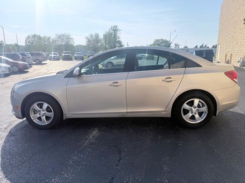 Used 2012 Chevrolet Cruze LT image 2