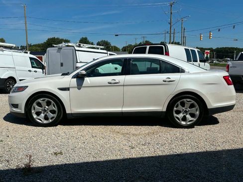 Used 2010 Ford Taurus SEL FWD image 3