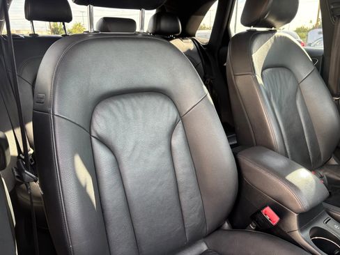 Used 2018 Audi Q3 2.0T Premium image 27