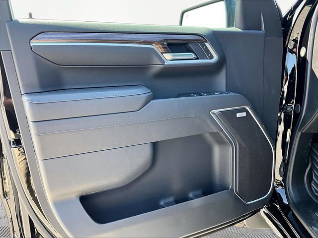 New 2026 Chevrolet Silverado 1500 RST w/ RST All Star Premium Package AWD/4WD image 24