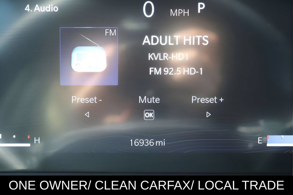 Used 2024 Jeep Grand Cherokee Limited RWD image 24