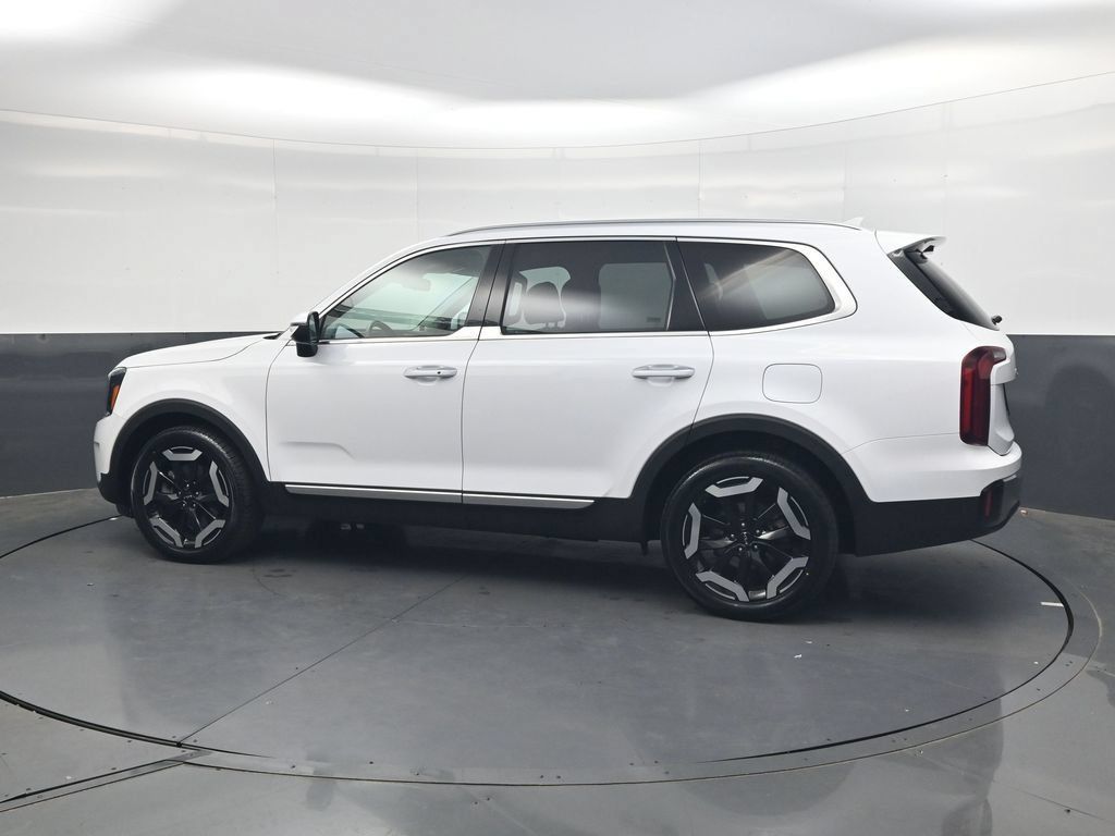 Used 2025 Kia Telluride S AWD/4WD image 8