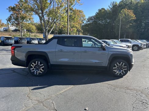 New 2026 Chevrolet Silverado EV W/T w/ LPO, Custom Package image 4