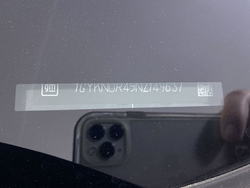 Certified 2022 Cadillac XT5 Premium Luxury w/ LPO, Floor Liner Package image 17